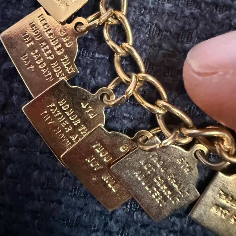 Vintage Gold Charm Bracelet with Engraved bible verses inspirational - Picture 3 of 4